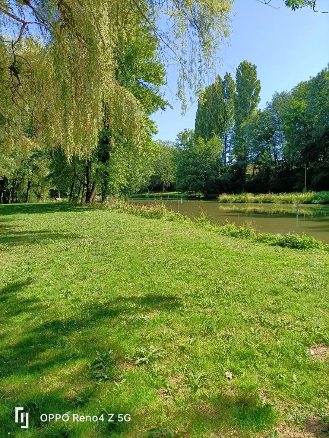 Gite Insolite Le Pressoir En Touraine Vallières-les-Grandes Buitenkant foto